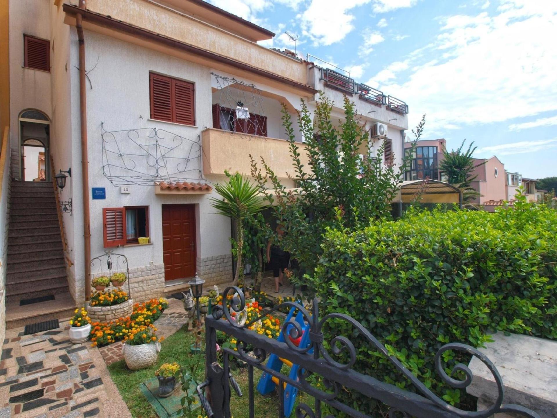 Fuer 4 Personen Ca 36 Qm In Pula, Istrien Istrische Riviera Apartment *